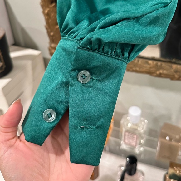 Plein Sud Satin Tie Front Crop Top - Picture 4 of 5